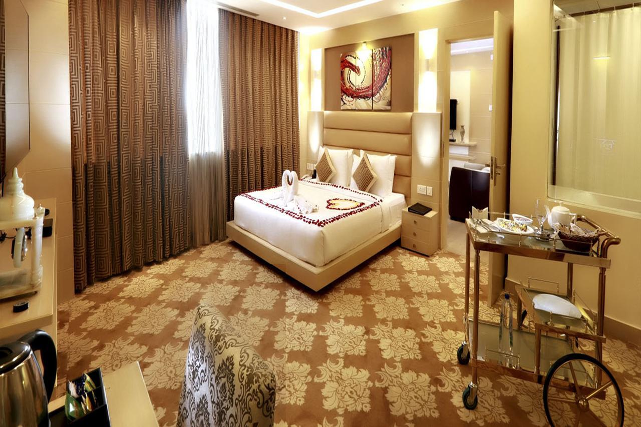 Hotel Patliputra Continental Patna  Eksteriør billede