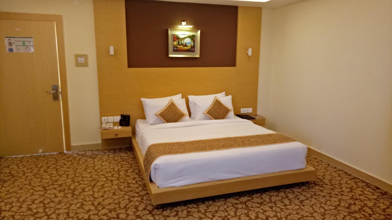 Hotel Patliputra Continental Patna  Eksteriør billede